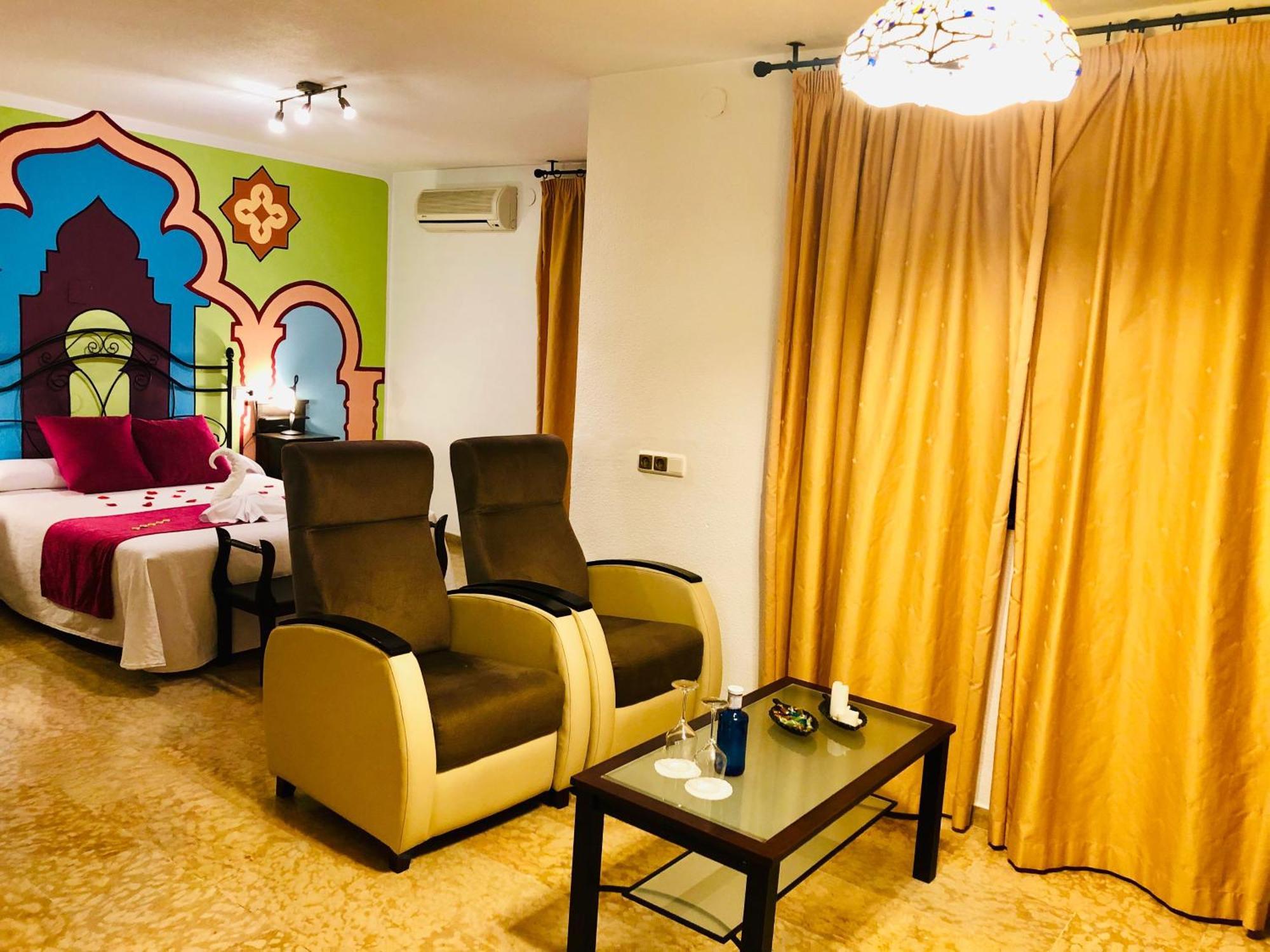 אורגיווה Hotel Puerta Nazari מראה חיצוני תמונה