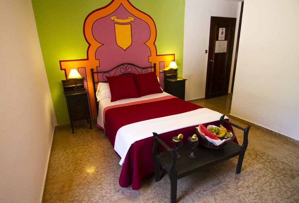אורגיווה Hotel Puerta Nazari מראה חיצוני תמונה