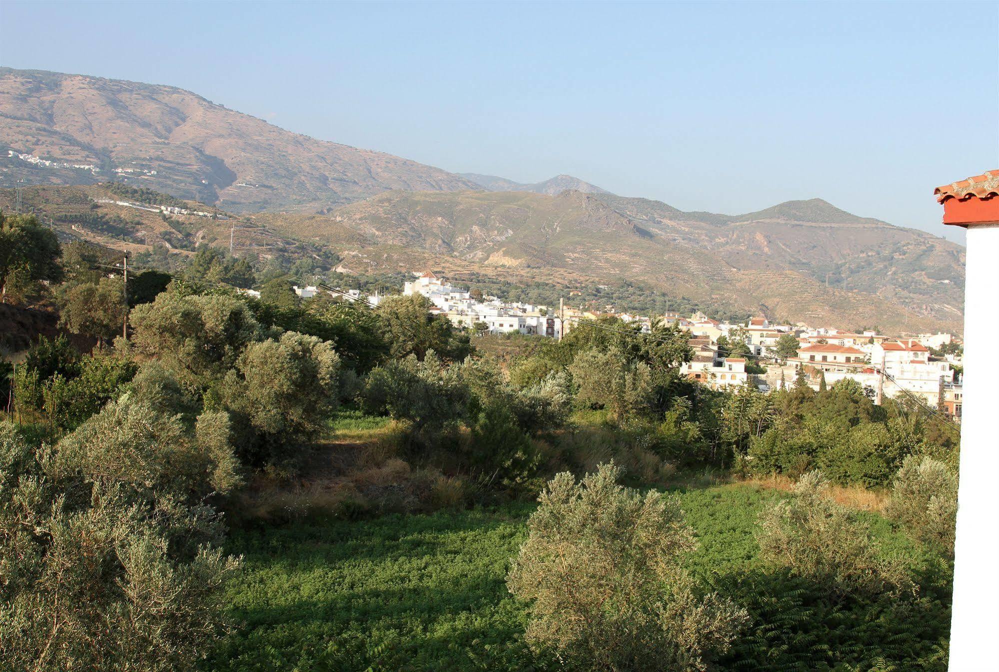 אורגיווה Hotel Puerta Nazari מראה חיצוני תמונה