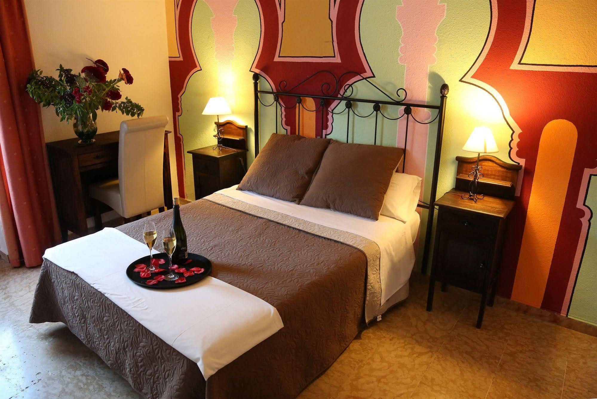 אורגיווה Hotel Puerta Nazari מראה חיצוני תמונה