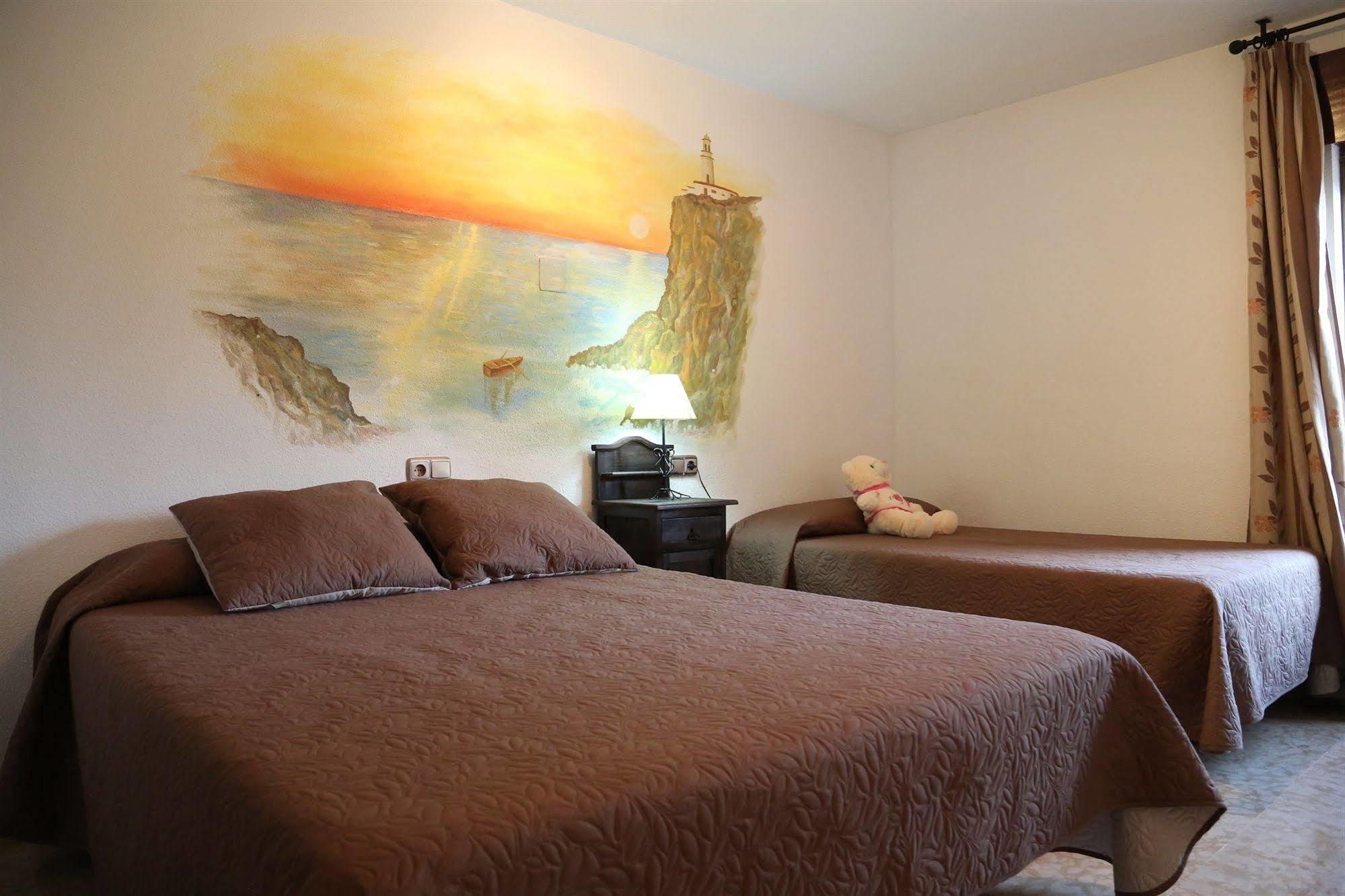 אורגיווה Hotel Puerta Nazari מראה חיצוני תמונה