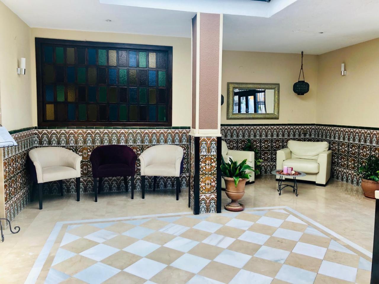 אורגיווה Hotel Puerta Nazari מראה חיצוני תמונה